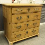 890 6311 CHEST OF DRAWERS
